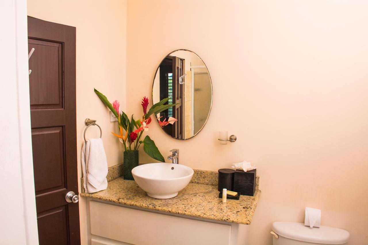 Heavenly Suites La Feuillet 외부 사진